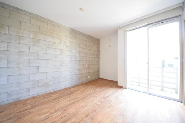 エルムコートの物件内観写真